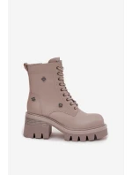 Dámské kožené workery na podpatku s ozdobnými připínáčky Artiker – béžové