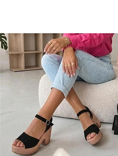 Sandály na podpatku  model 229782 Solea