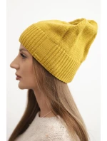 Dámská zimní čepice s vlnou v klasickém žebrovaném vzoru K444 hořčicová Dámská zimní čepice s vlnou v klasickém žebrovaném vzoru K444 hořčicová
