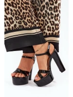 Dámské sandály na vysokém podpatku a platformě lakované černé Jovenes