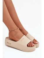 Dámské pantofle na masivní pěnové platformě Big Star – béžové
