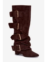 Dámské kozačky na sloupku a zlatými přezkami – čokoládové Isavelle