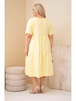 Dámské bavlněné šaty plus size s krátkým rukávem a volánem žluté