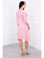 Šaty s průstřihem pod prsy pudrově růžové