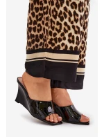 Lakované Dámské Pantofle Na Klínu Černé Nelithin