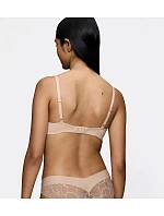 BODY MAKE-UP ILLUSION LACE – Podprsenka s polstrováním a comfort wire pro zvýrazněný dekolt Triumph