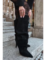 Zmačkané kozačky na jehlovém podpatku z ekzem veluru vyhřívané černé Mavella