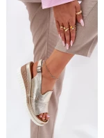 Dámské Kožené Sandály Na Klínu Artiker 56C0920 Zlaté Dámské Kožené Sandály Na Klínu Artiker 56C0920 Zlaté