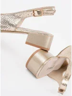 Trendy zlaté dámské  sandály Obcas