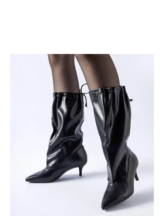 Boty na podpatku model 204478 Solea Boty na podpatku model 204478 Solea