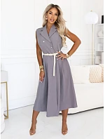 596-5 Elegantní midi košilka se zlatými knoflíky a páskem - šedá 596-5 Elegantní midi košilka se zlatými knoflíky a páskem - šedá