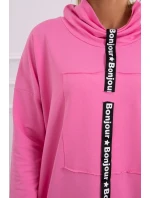 Šaty s kravatou ve světle růžové barvě