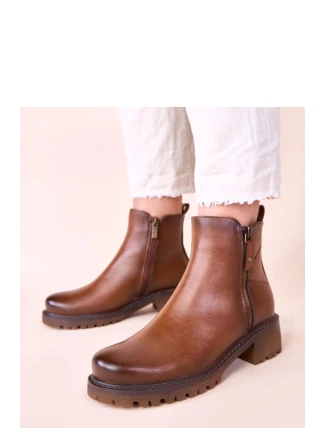 Boty na podpatku model 220999 Solea Boty na podpatku model 220999 Solea