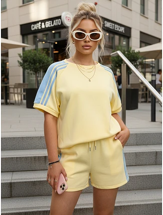 Dámská viskózová souprava s motýlem a šortkami žlutá FashionStreet AY1181
