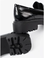 Zajímavé dámské černé mokasíny na širokém podpatku Zajímavé dámské černé mokasíny na širokém podpatku