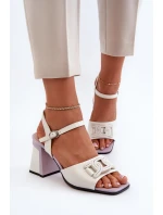 Elegantní sandály na podpatku s ozdobou bílé D&A MR38-156 Elegantní sandály na podpatku s ozdobou bílé D&A MR38-156