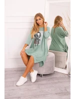 Šaty s potiskem a rozšířenou spodní částí tmavě mátové barvy Šaty s potiskem a rozšířenou spodní částí tmavě mátové barvy