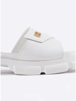 Pěkné bílé  sandály dámské platforma