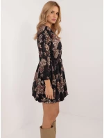 Šaty DHJ SK 19861 6.42 černá Šaty DHJ SK 19861 6.42 černá