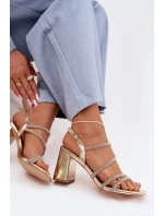 Dámské sandály na podpatku s pásky a kamínky Zlaté Brelia