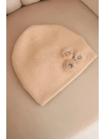 Dámská čepice s ozdobnými kožešinovými květy elegantní camelová