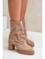 Zdobené Boty S Ohnutým Svrškem Na Podpatku Béžové Esadora