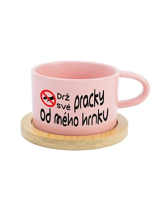 DRŽ SVÉ PRACKY OD MÉHO HRNKU - růžový hrníček makronka 200 ml DRŽ SVÉ PRACKY OD MÉHO HRNKU - růžový hrníček makronka 200 ml