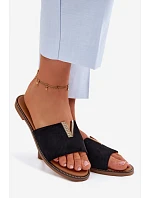 Dámské ploché nazouváky s ozdobným detailem V Černé Nelmira