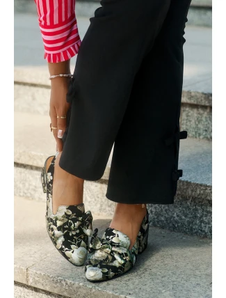 Kožené Lodičky S Květinami A Mašlí Černé N6539-44