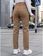 Dámské džíny s vysokým pasem a pravidelným střihem v kamelové barvě FashionStreet UY3095 Dámské džíny s vysokým pasem a pravidelným střihem v kamelové barvě FashionStreet UY3095