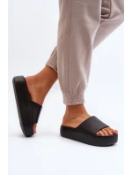 Dámské pantofle se silnou podrážkou černé Oreithano