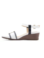 Geox D Marykarmen D W D828QD 05402 C0899 dámské boty na platformě Geox D Marykarmen D W D828QD 05402 C0899 dámské boty na platformě