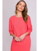S394 Šaty uvolněného střihu s výstřihem s klíčovou dírkou - korálová barva