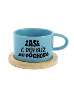ZASE O DEN BLÍŽ DO DŮCHODU - modrý hrníček makronka 200 ml