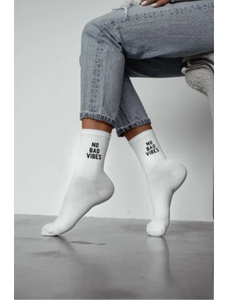Dámské ponožky S nápisem NO BAD VIBES Bílé