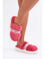 Futrové pantofle s ozdobným páskem růžové Savalithea