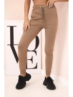 Dámské bavlněné cargo kalhoty s kapsami a řetízkem béžové