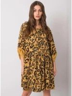 Šaty DHJ SK 21464.99 tmavě žlutá Šaty DHJ SK 21464.99 tmavě žlutá