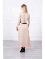 Šaty s ozdobným páskem a nápisem beige