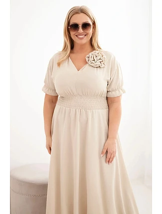 Dámské šaty Plus Size s výstřihem do V a nařaseným pasem tmavě béžové