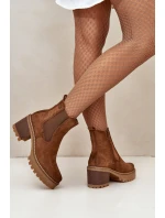 Dámské Zateplené Botky Na Podpatku Eko Semišové Hnědé Irissinae Dámské Zateplené Botky Na Podpatku Eko Semišové Hnědé Irissinae