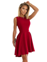 Elegantní dámské červené šaty s brokátem a s delší zadní částí 397-1