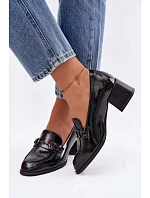 Kožené lakované dámské lodičky na podpatku Vinceza 18116 Černé