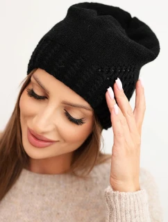 Dámská zimní čepice vlněná s ozdobným pletením a detaily K449 černá