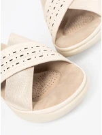 Klasické Jasnobeżowy  nazouváky dámské platforma