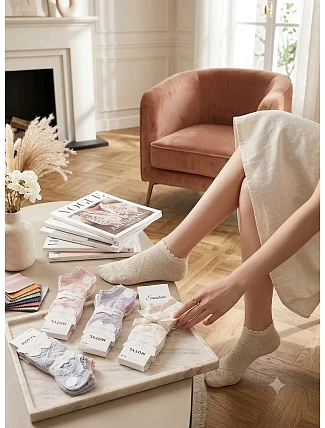 Nohy WiK Butterfly 3504 wz.16 Stripe 35-42 Nohy WiK Butterfly 3504 wz.16 Stripe 35-42