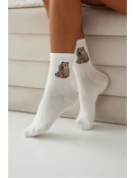 Dámské bavlněné ponožky se sedící kapibarou – ecru