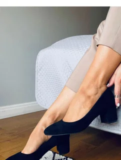 Dámské lodičky na sloupkovém podpatku LL-270P černá - Seastar