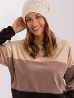 Čepice model 191109 AT