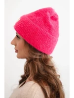 Dámská zimní čepice huňatá s ozdobným knoflíkem růžová neon